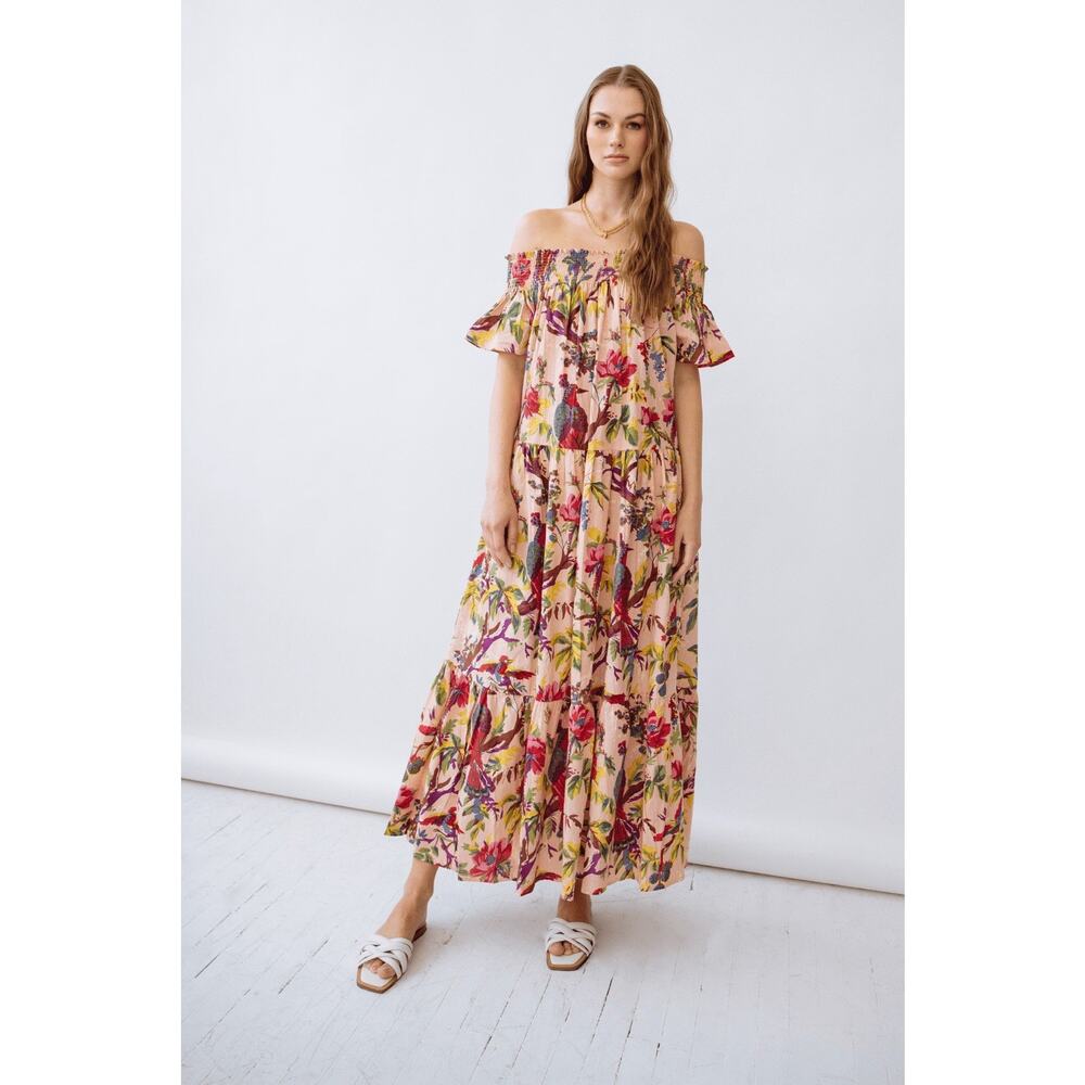 Guadalupe Momposina Raven Peach Cotton dress Off-the-shoulder One size